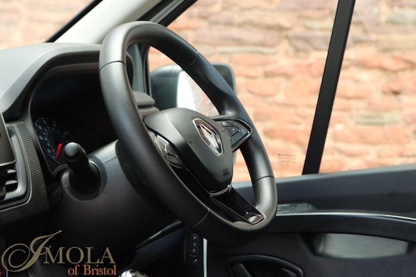 Used Renault Trafic 2023 for sale - 76122838: Photo 42