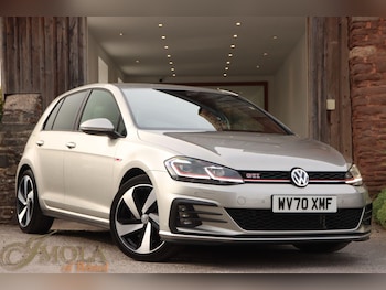 Volkswagen - Golf