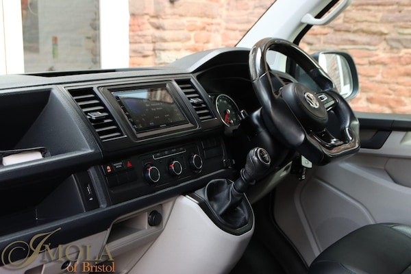 Used Volkswagen Transporter Shuttle 2019 for sale - 76122596: Photo 28