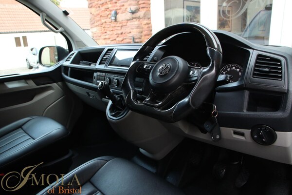 Used Volkswagen Transporter Shuttle 2019 for sale - 76122596: Photo 41