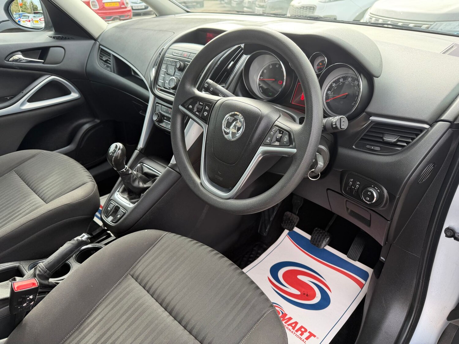 Used Vauxhall Zafira 2015 for sale - 77995205: Photo 14