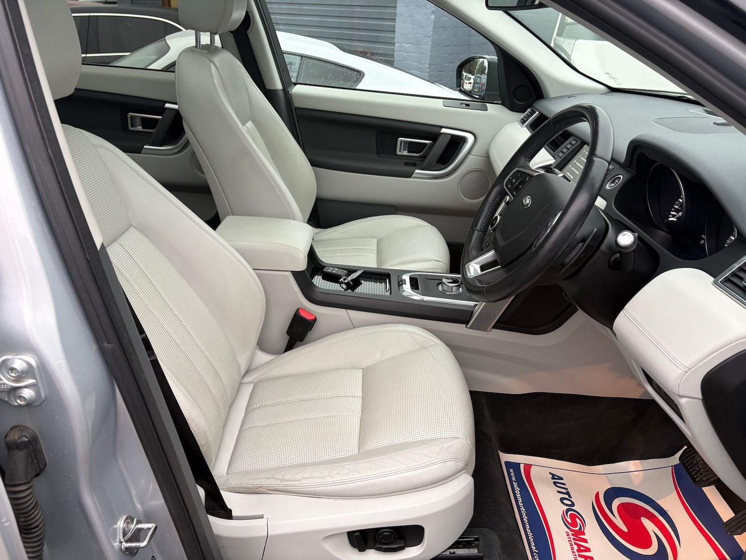 Used Land Rover Discovery Sport 2015 for sale - 77726246: Photo 23