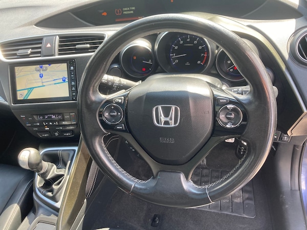 Used Honda Civic 2015 for sale - 75293180: Photo 17