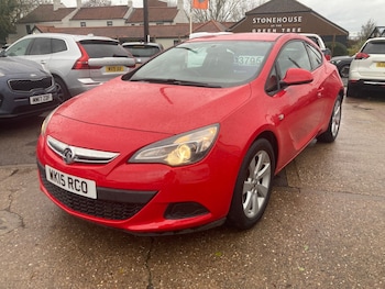 2015 - 1.4T 16V Sport 3dr