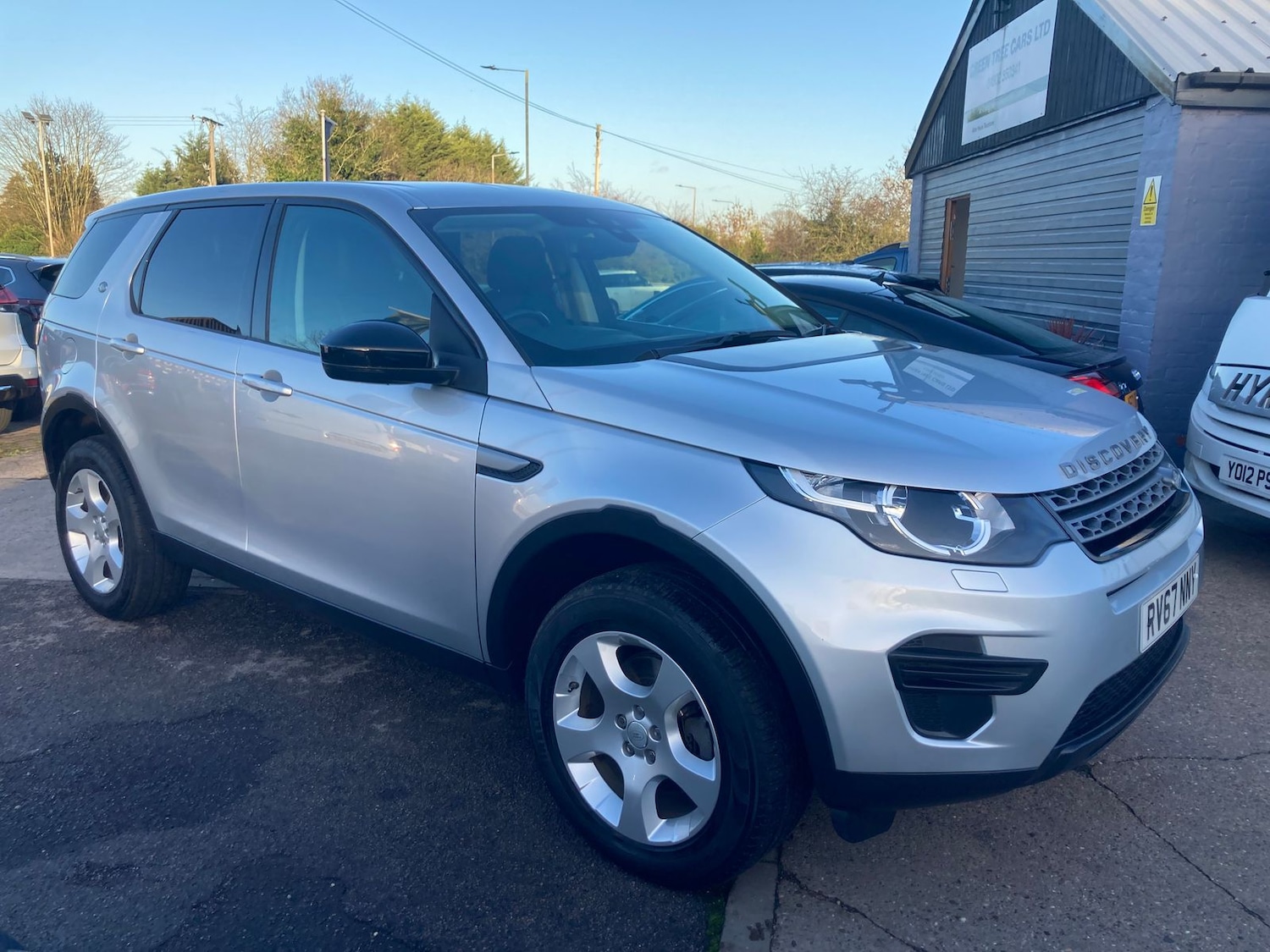 Used Land Rover Discovery Sport 2017 for sale - 77010607: Photo 3