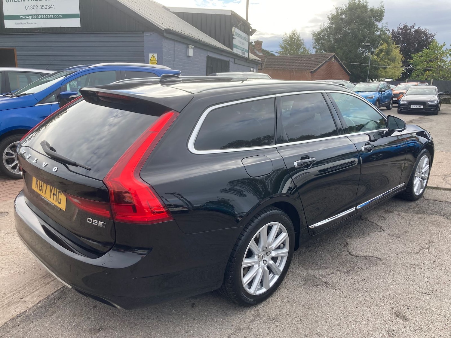 Used Volvo V90 2017 for sale - 76003702: Photo 6