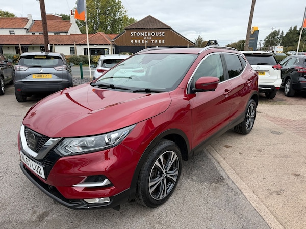 Used Nissan Qashqai 2017 for sale - 76232895: Photo 1