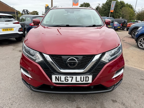 Used Nissan Qashqai 2017 for sale - 76232895: Photo 2