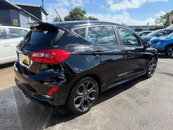 Used Ford Fiesta 2017 for sale - 75522281: Photo