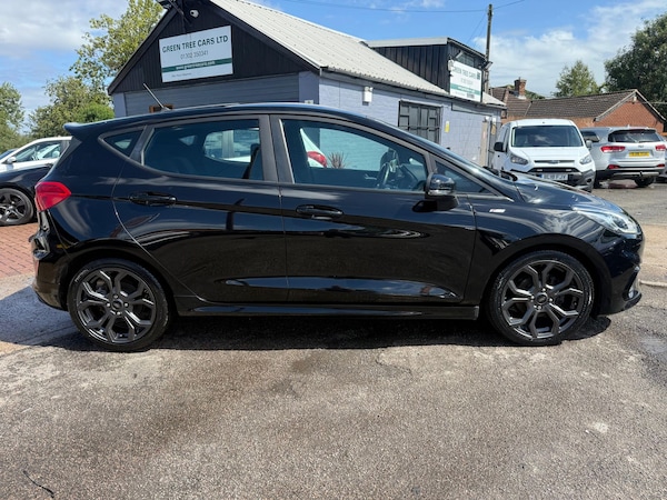 Used Ford Fiesta 2017 for sale - 75522281: Photo 7