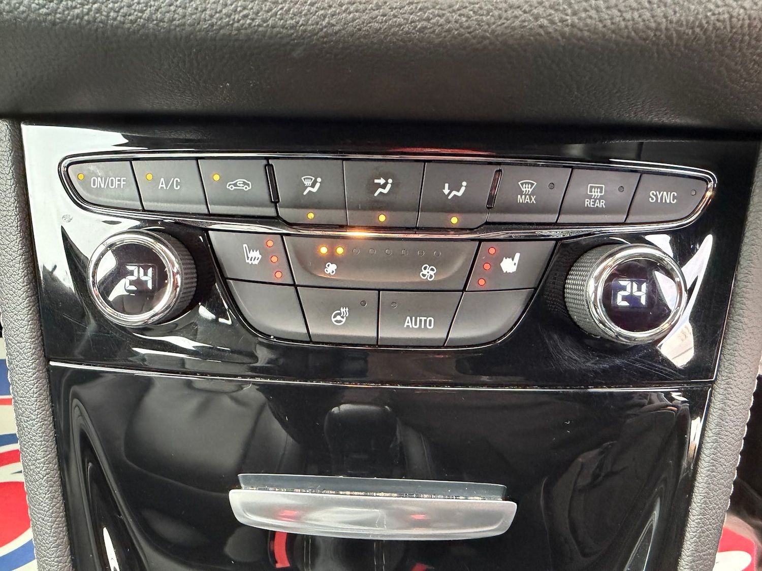 Used Vauxhall Astra 2016 for sale - 76915224: Photo 12