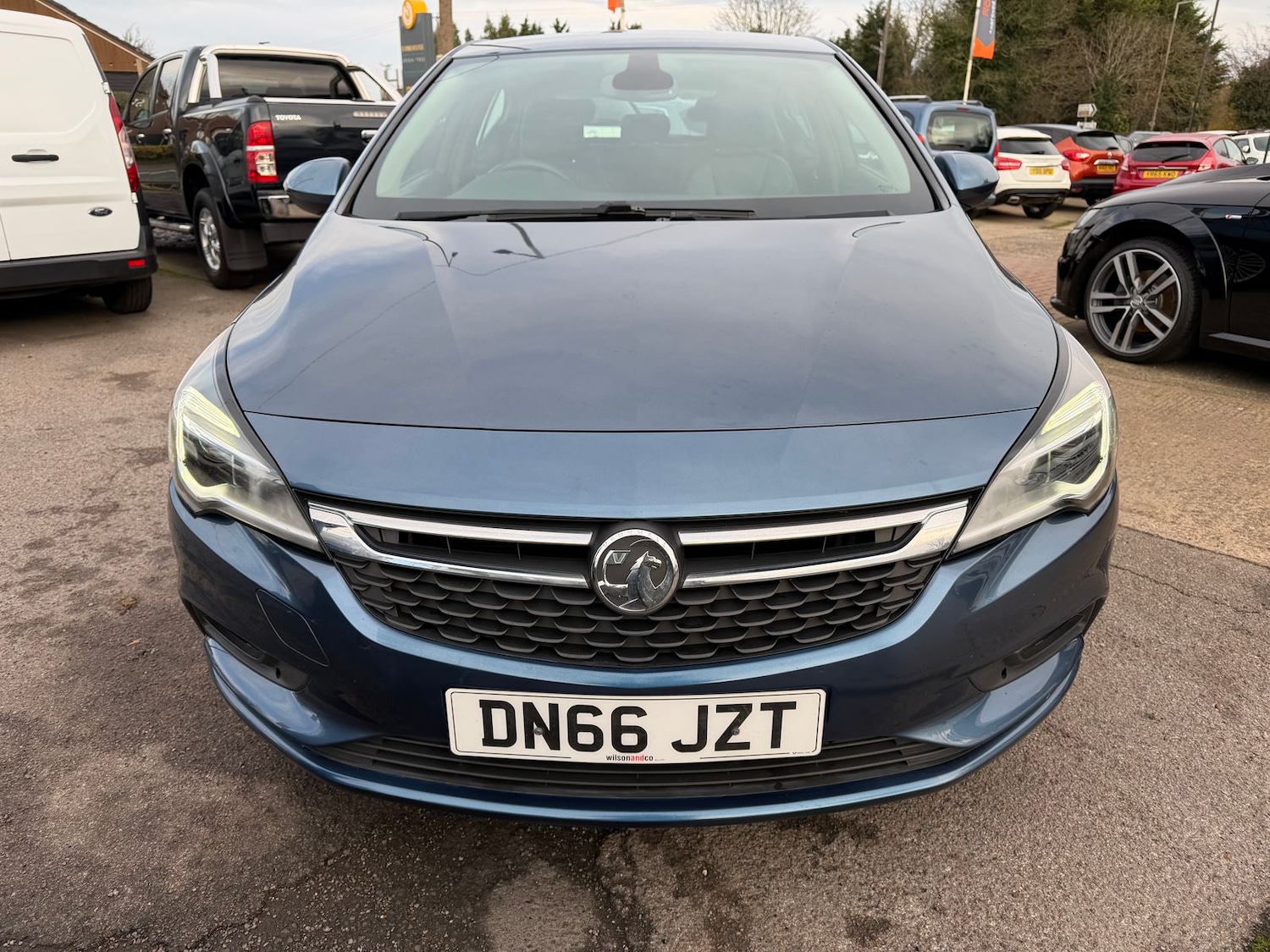 Used Vauxhall Astra 2016 for sale - 76915224: Photo 2