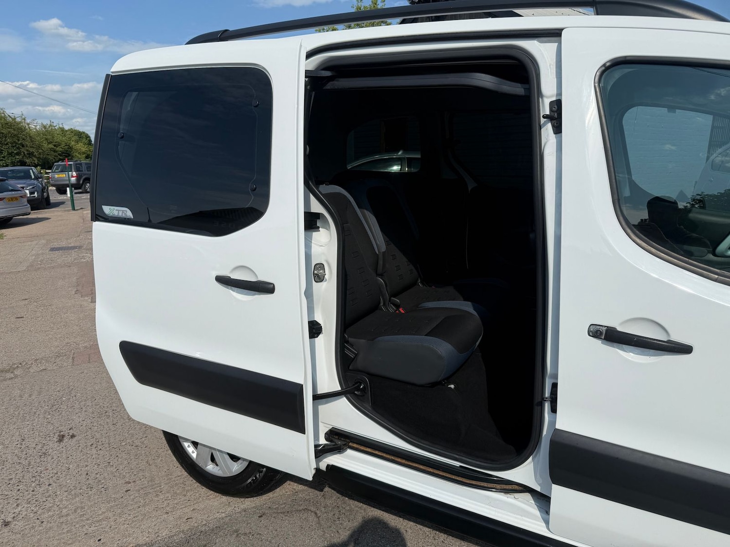 Used Citroen Berlingo Multispace 2013 for sale - 76285531: Photo 9