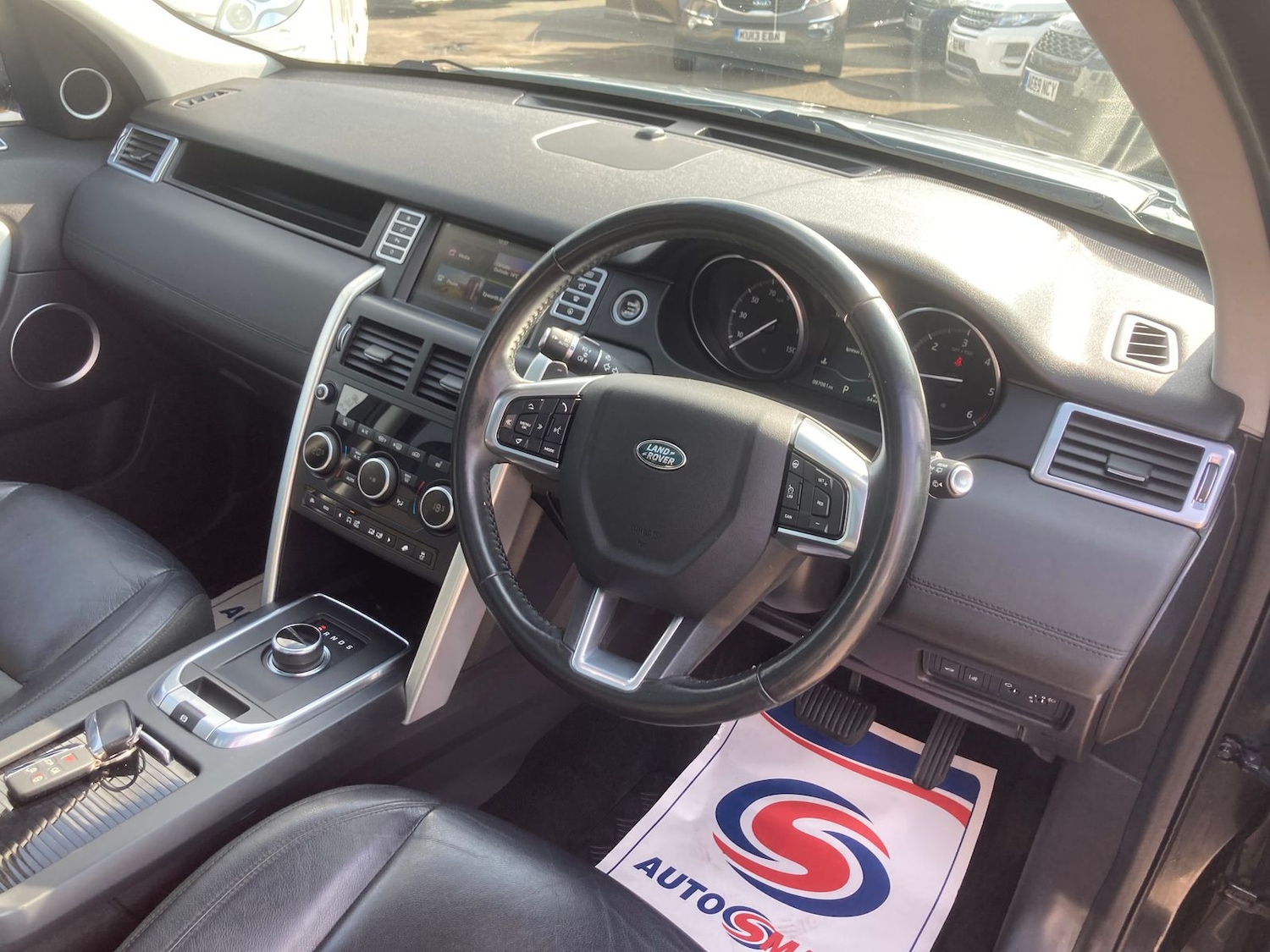 Used Land Rover Discovery Sport 2017 for sale - 77960078: Photo 18