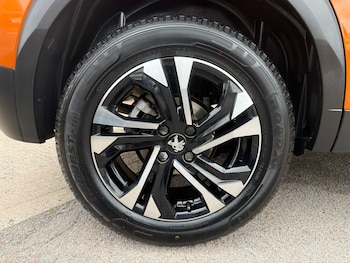 Used Peugeot 2008 2020 for sale - 76062254: Photo