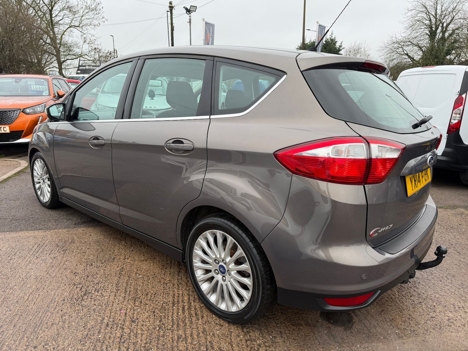 Used Ford C-Max 2014 for sale - 77470997: Photo 8