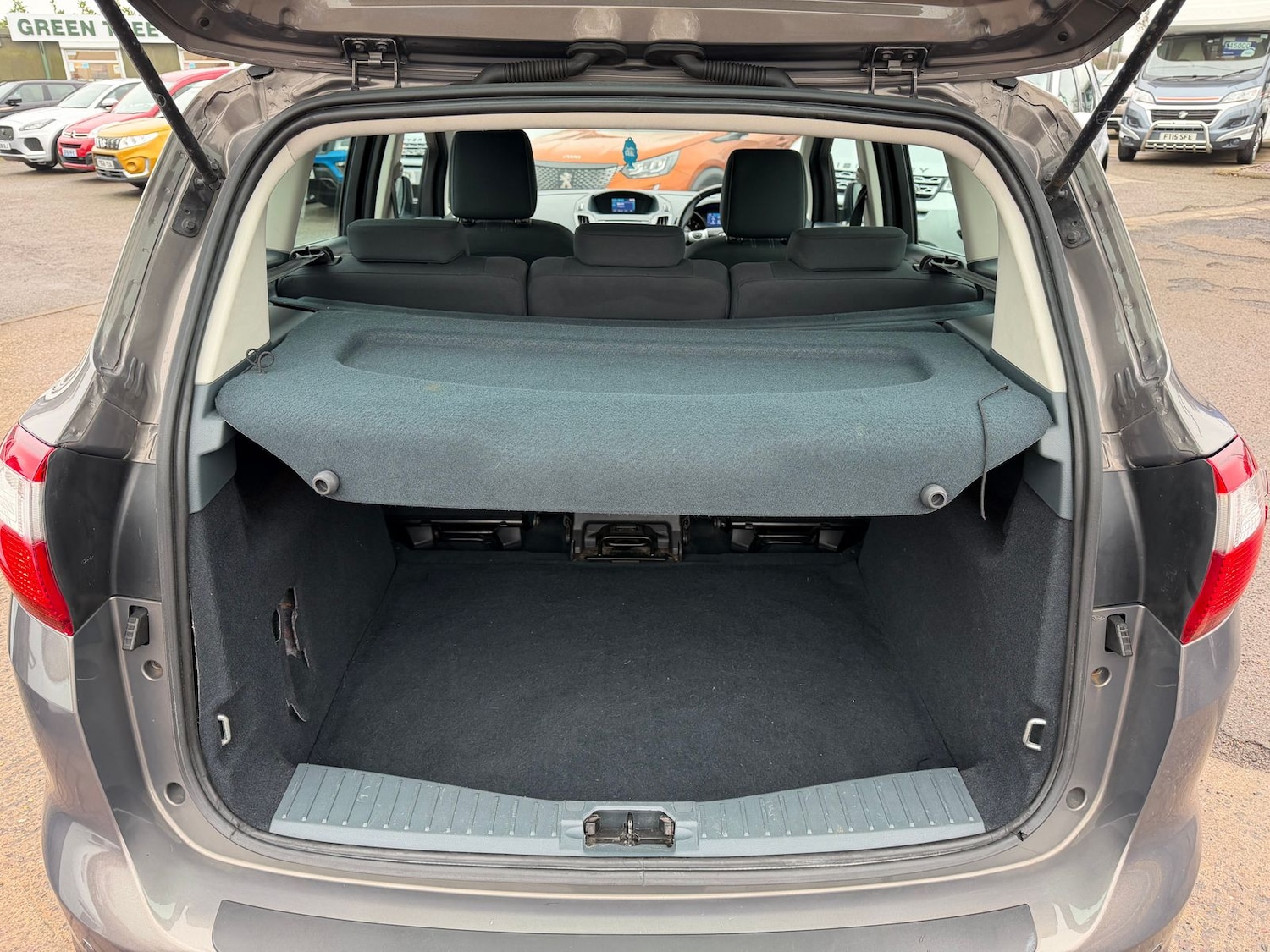 Used Ford C-Max 2014 for sale - 77470997: Photo 9