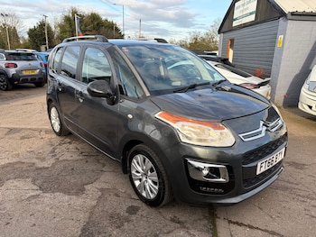 Used Citroen C3 Picasso 2017 for sale - 77726254: Photo