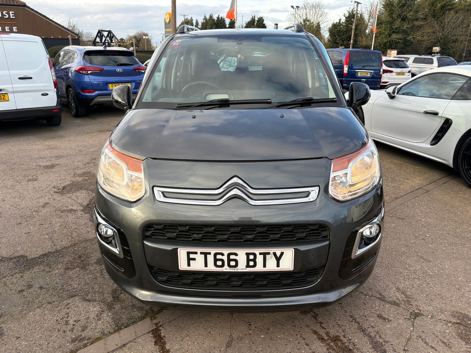 Used Citroen C3 Picasso 2017 for sale - 77726254: Photo 5