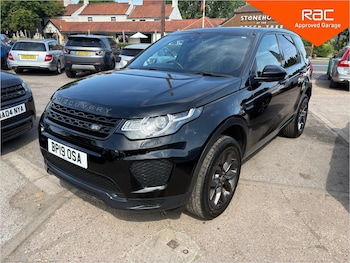 Used Land Rover Discovery Sport 2019 for sale - 79363536: Photo