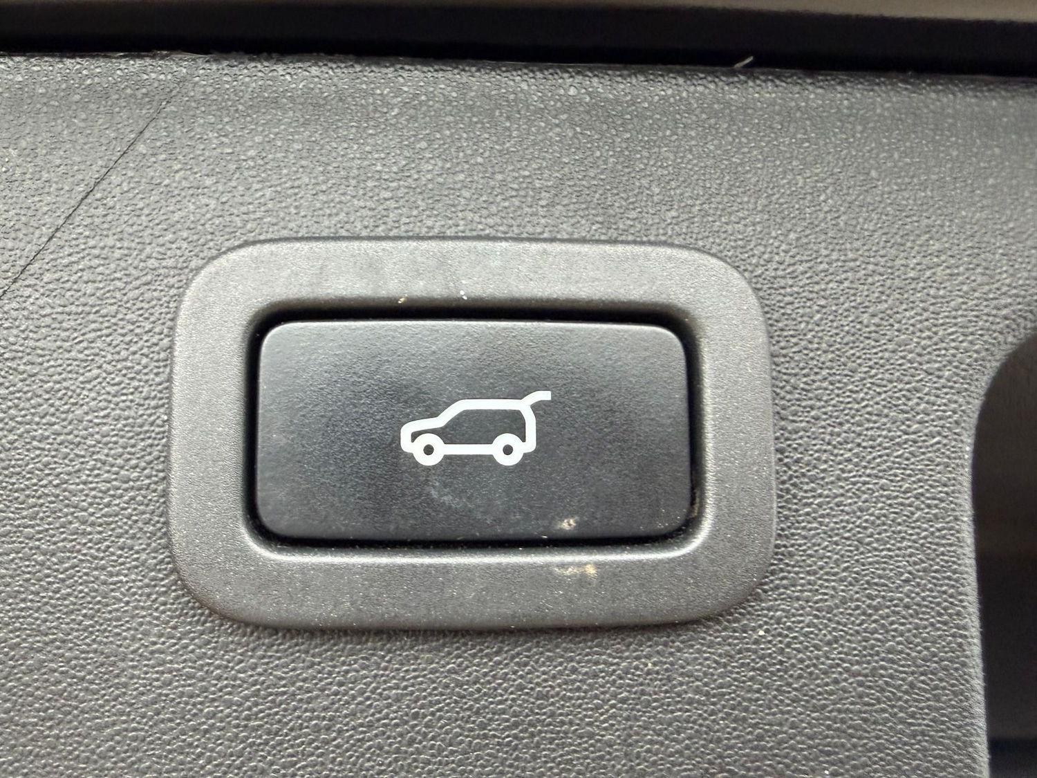 Used Land Rover Discovery Sport 2017 for sale - 77698346: Photo 14