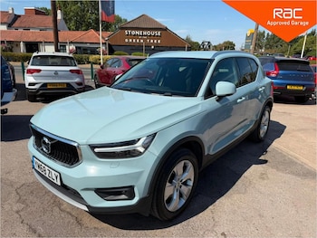 Used Volvo XC40 2018 for sale - 79555135: Photo