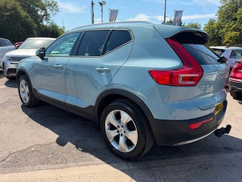 Used Volvo XC40 2018 for sale - 79555135: Photo