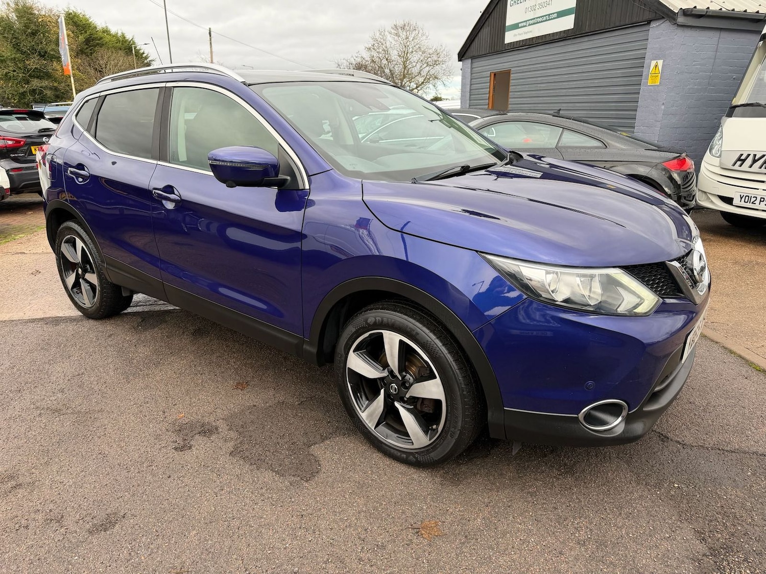 Used Nissan Qashqai 2016 for sale - 77031640: Photo 2