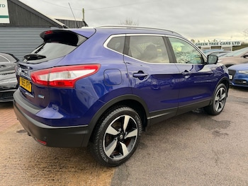 Used Nissan Qashqai 2016 for sale - 77031640: Photo