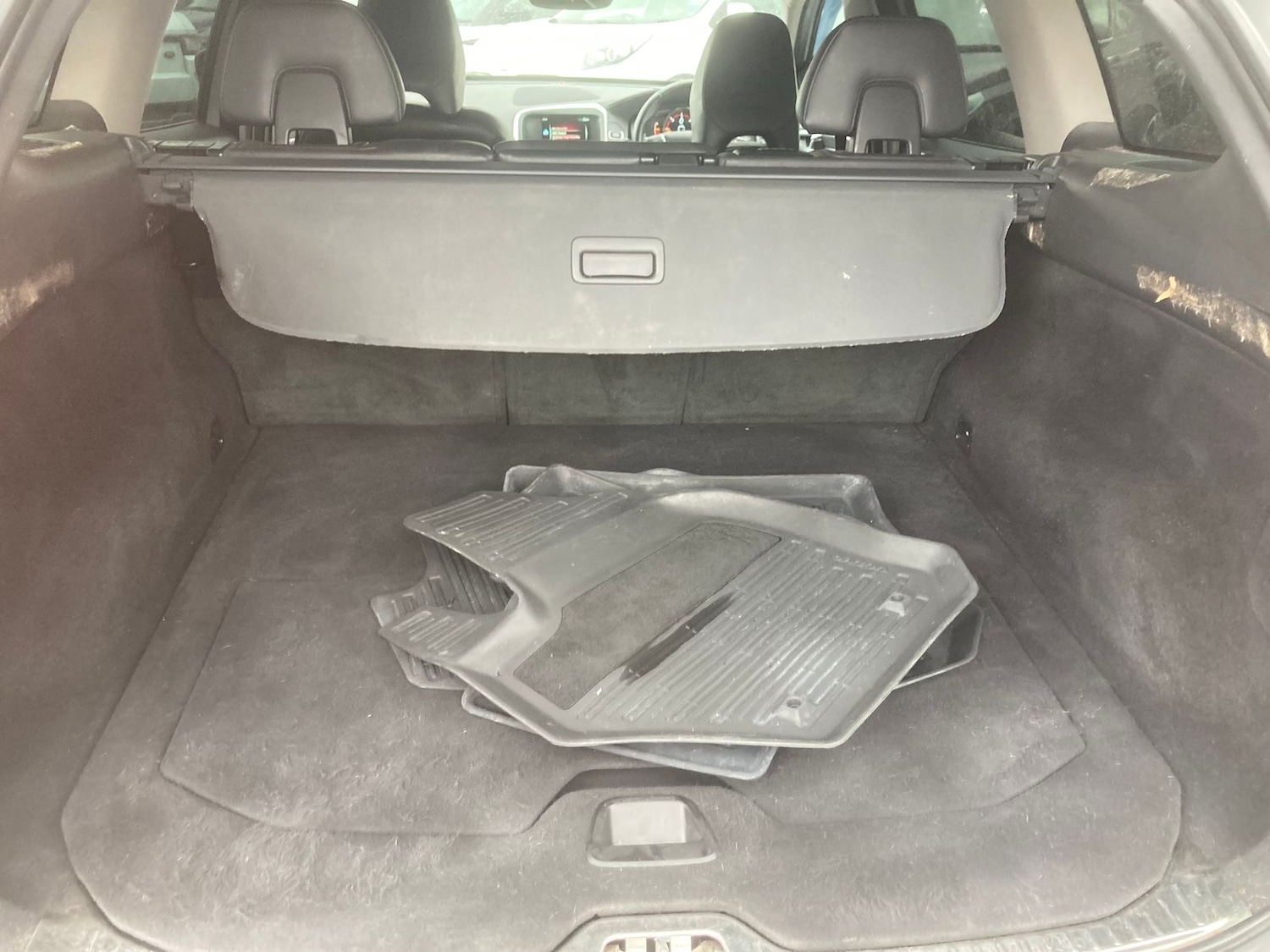 Used Volvo XC60 2015 for sale - 78187113: Photo 10