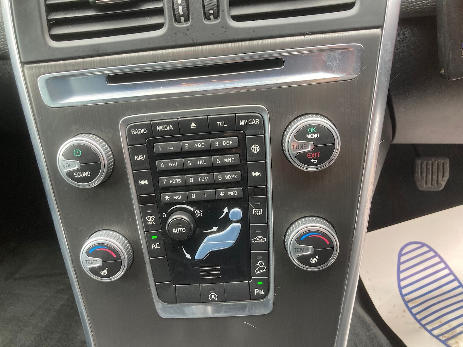 Used Volvo XC60 2015 for sale - 78187113: Photo 12