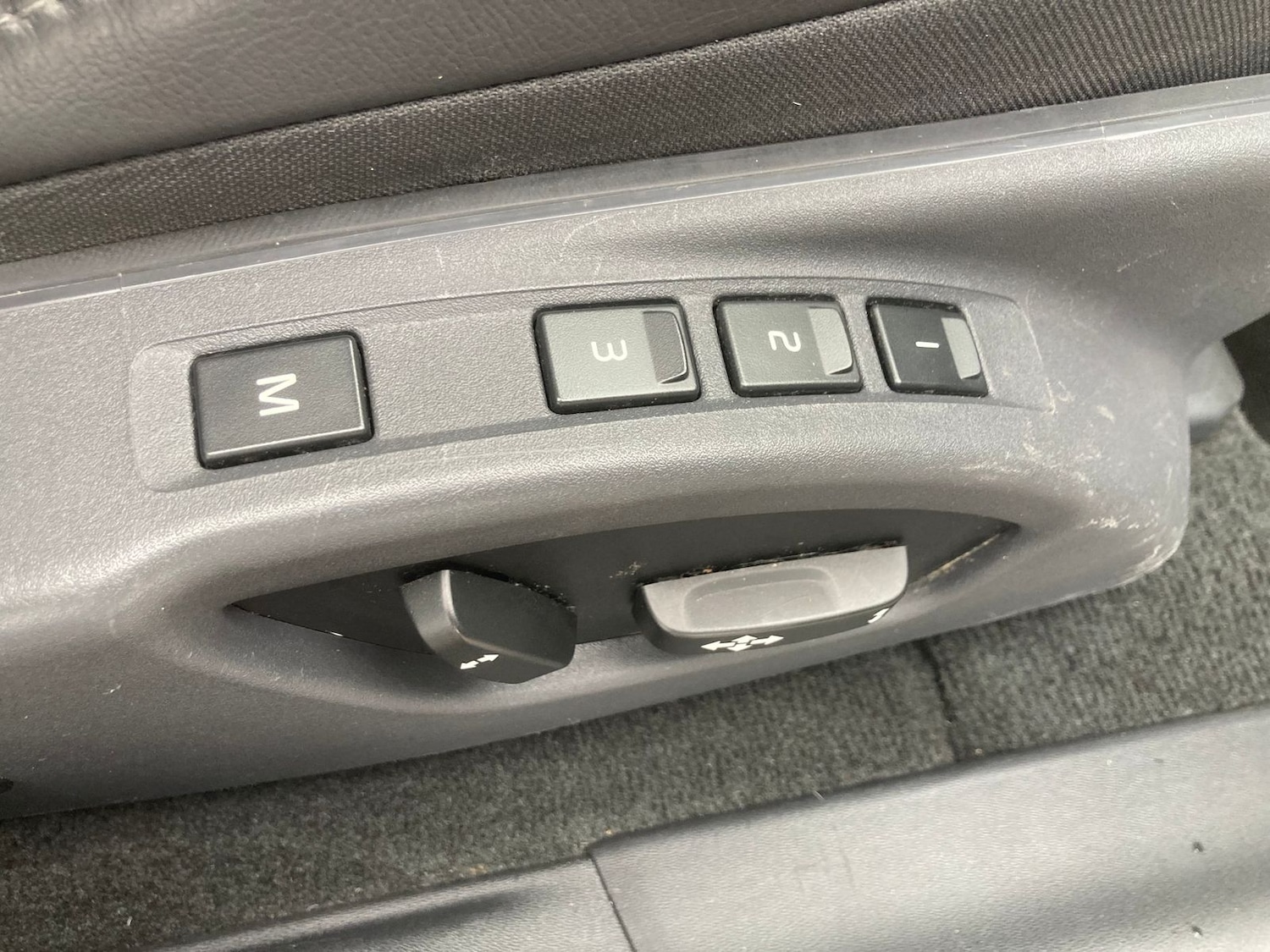 Used Volvo XC60 2015 for sale - 78187113: Photo 14