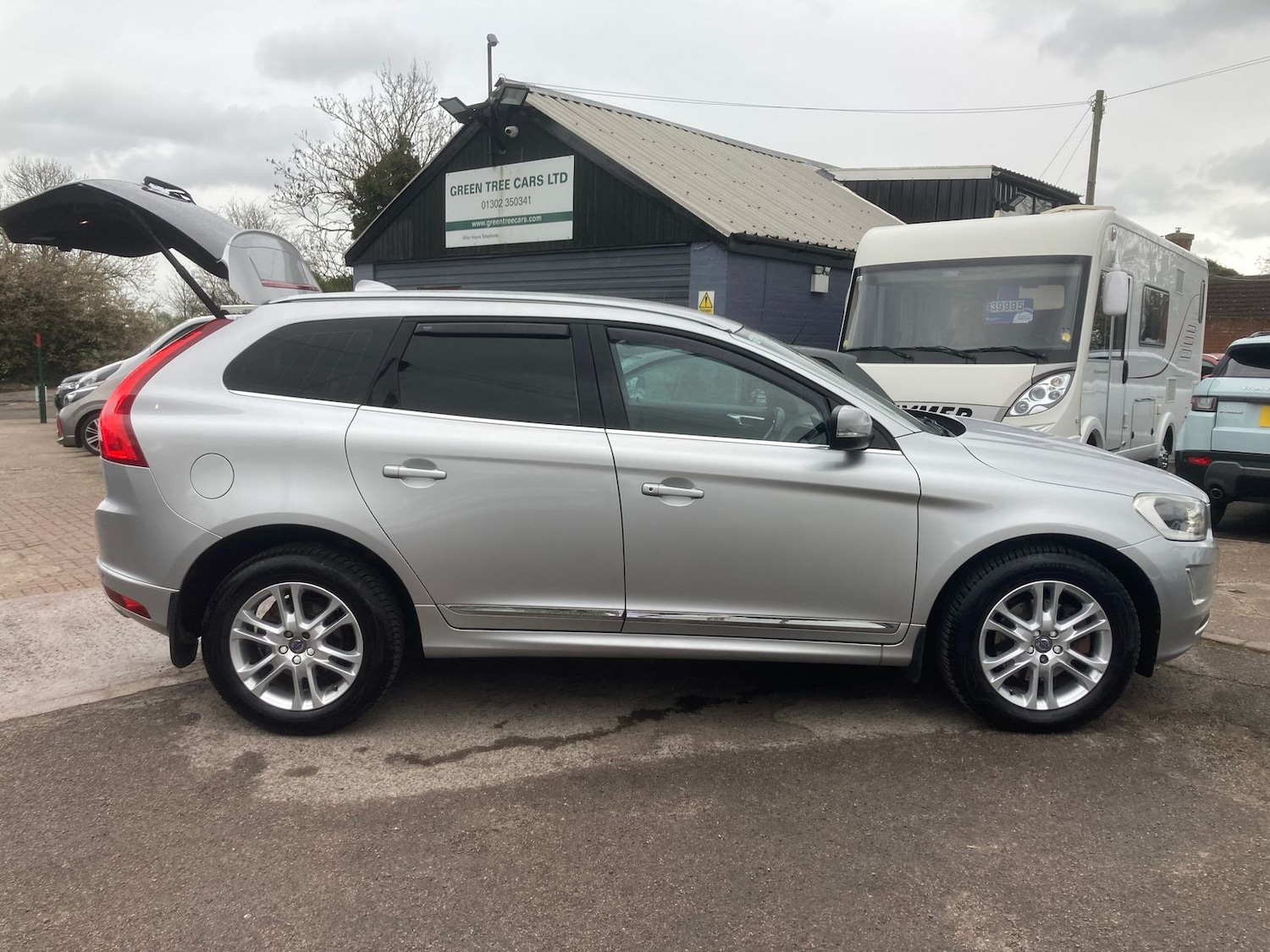 Used Volvo XC60 2015 for sale - 78187113: Photo 5