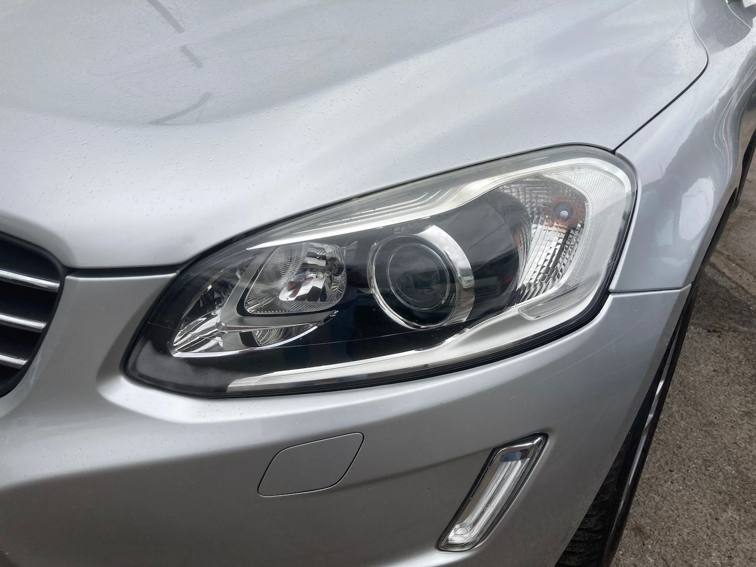 Used Volvo XC60 2015 for sale - 78187113: Photo 9