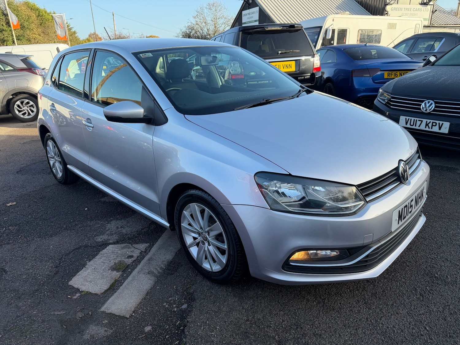 Used Volkswagen Polo 2015 for sale - 76773544: Photo 3