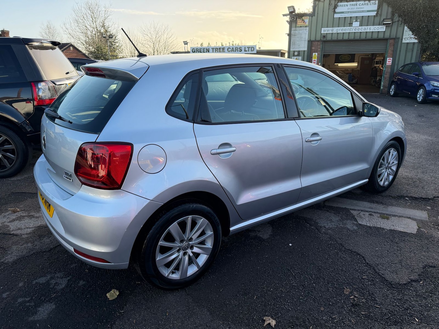 Used Volkswagen Polo 2015 for sale - 76773544: Photo 6