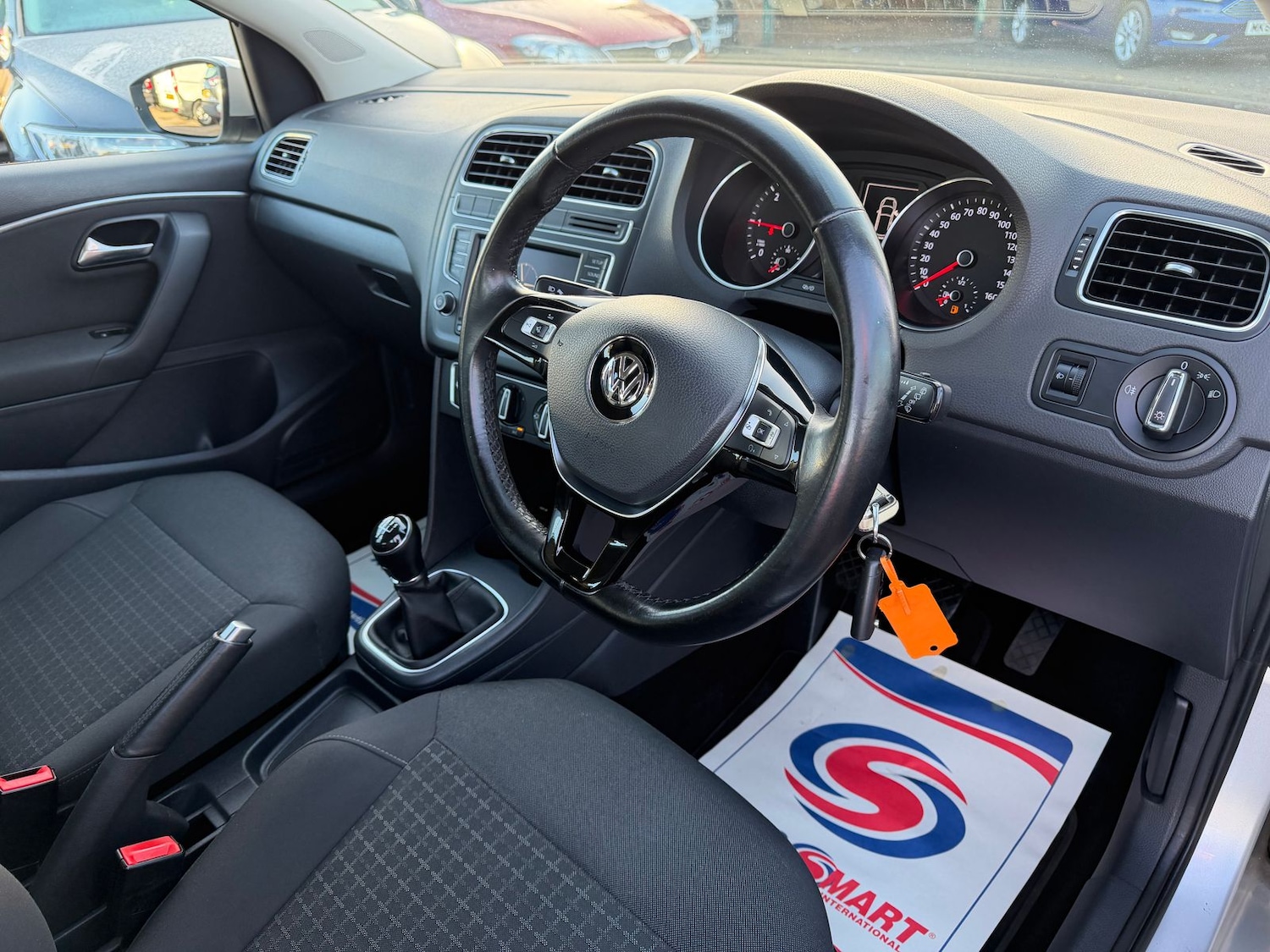 Used Volkswagen Polo 2015 for sale - 76773544: Photo 9