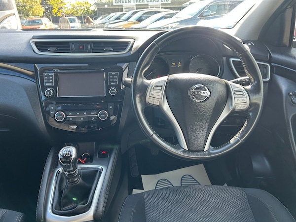 Used Nissan Qashqai 2015 for sale - 76154579: Photo 11