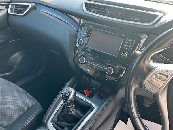 Used Nissan Qashqai 2015 for sale - 76154579: Photo 12