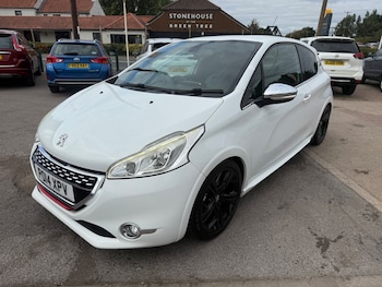 Used Peugeot 208 2014 for sale - 75660460: Photo