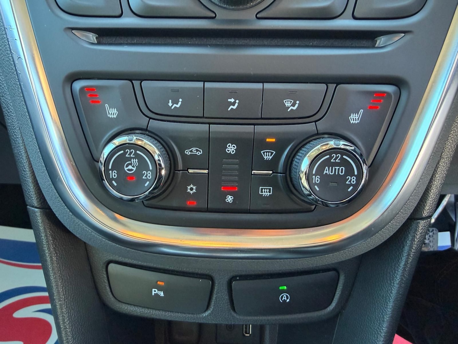 Used Vauxhall Mokka 2014 for sale - 77660513: Photo 11