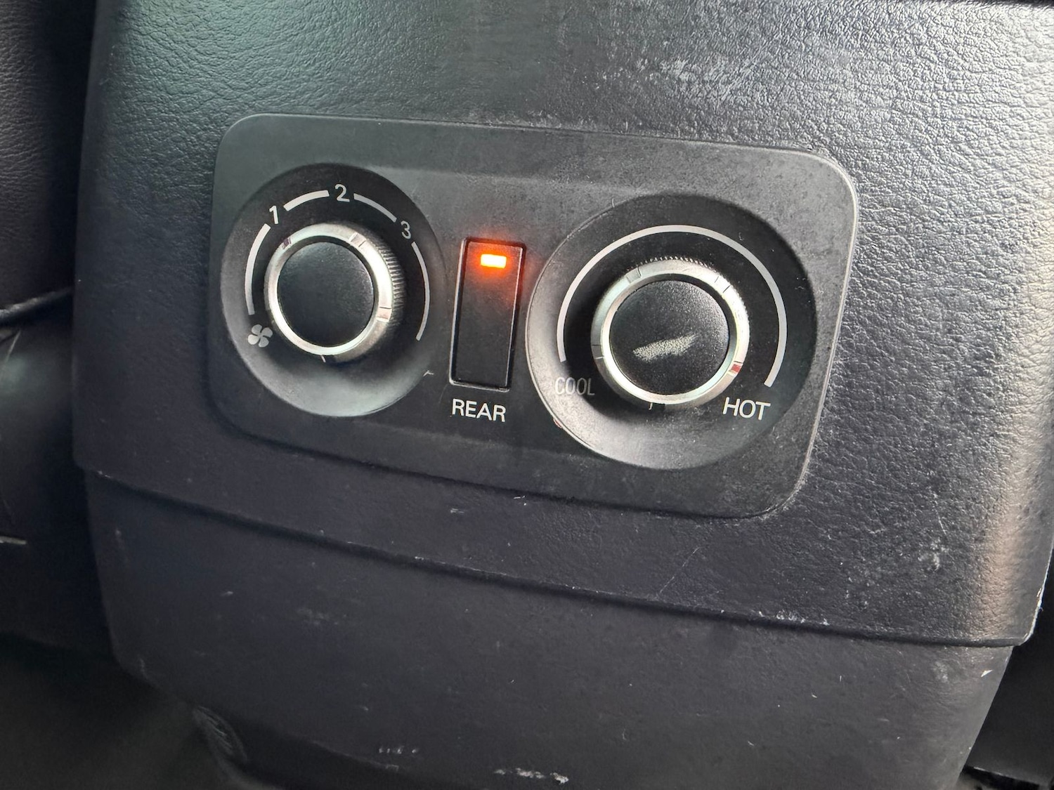 Used Mitsubishi Shogun 2011 for sale - 77031651: Photo 14