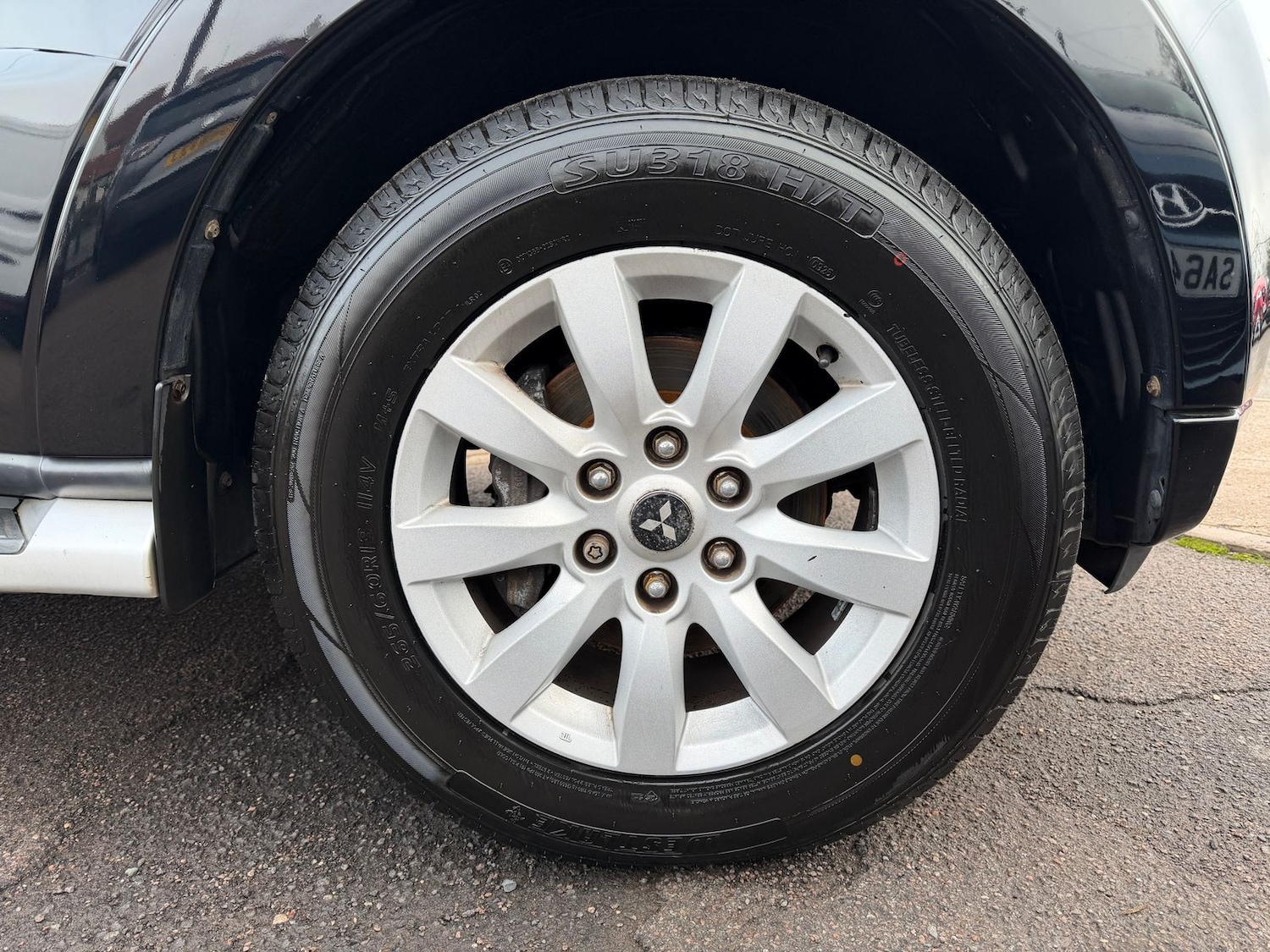 Used Mitsubishi Shogun 2011 for sale - 77031651: Photo 4