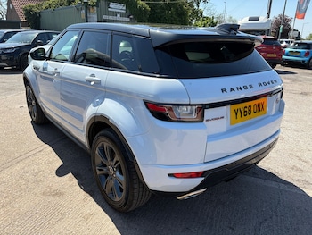 Used Land Rover Range Rover Evoque 2018 for sale - 78457478: Photo