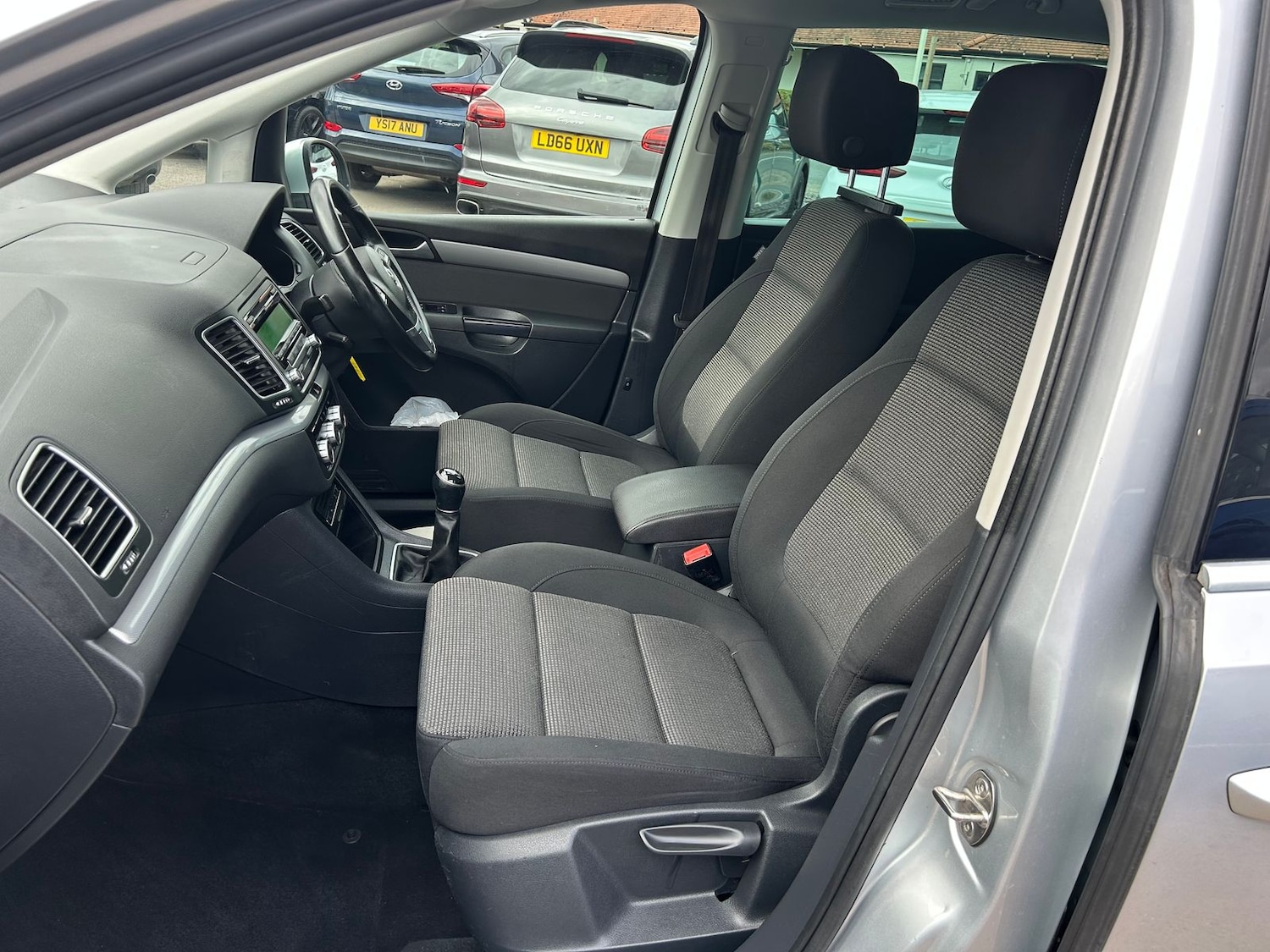 Used Volkswagen Sharan 2015 for sale - 76065756: Photo 10