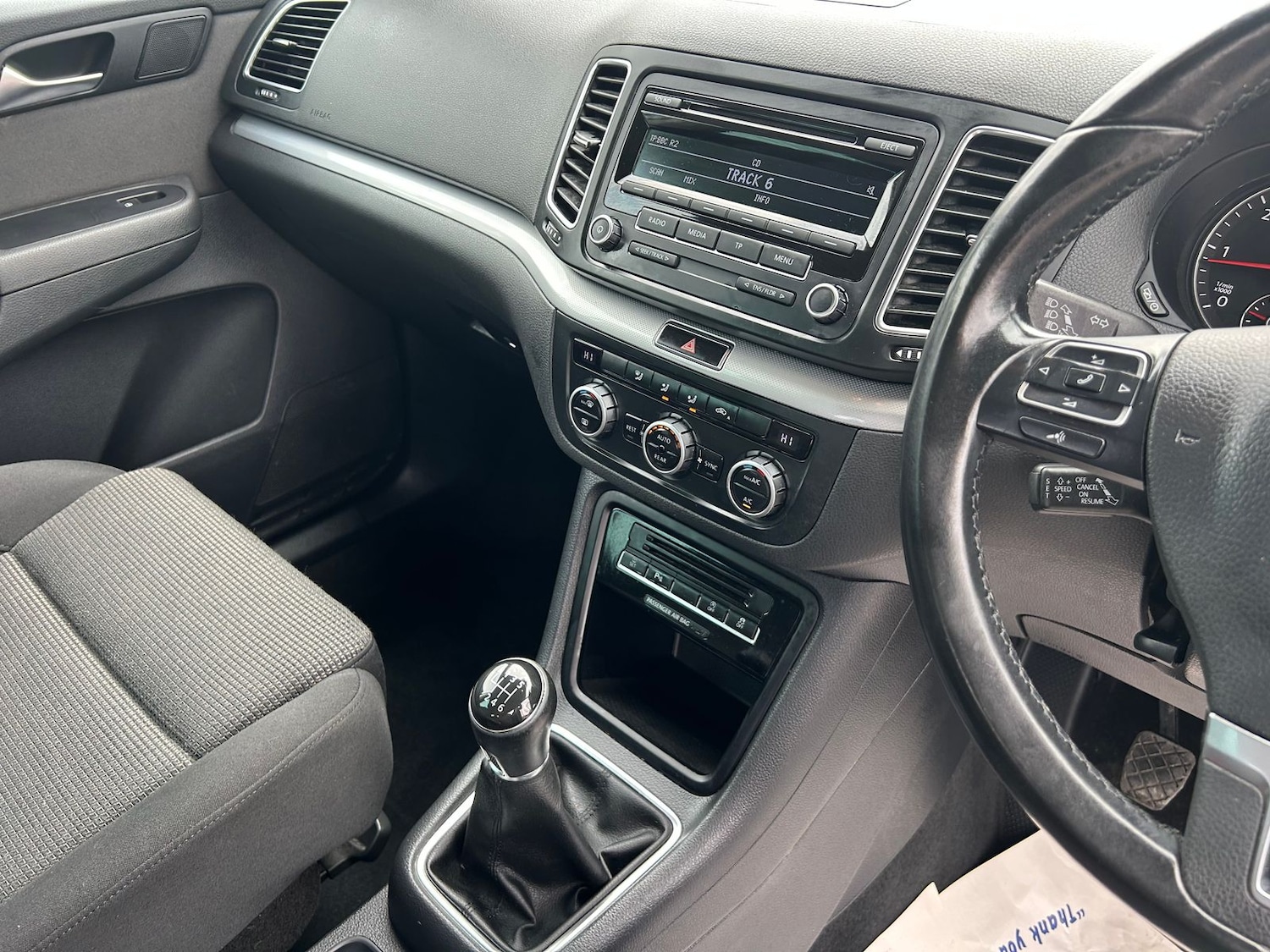 Used Volkswagen Sharan 2015 for sale - 76065756: Photo 14