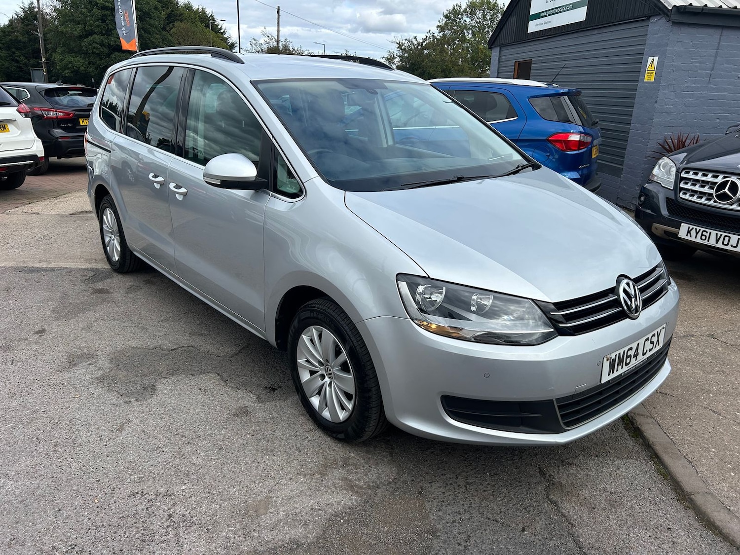 Used Volkswagen Sharan 2015 for sale - 76065756: Photo 2