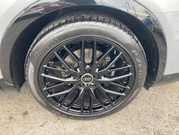 Used Audi Q3 2018 for sale - 79795868: Photo