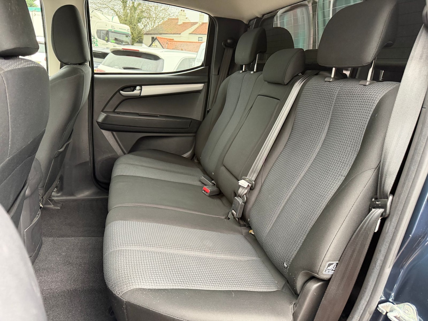 Used Isuzu D-Max 2015 for sale - 77539967: Photo 12