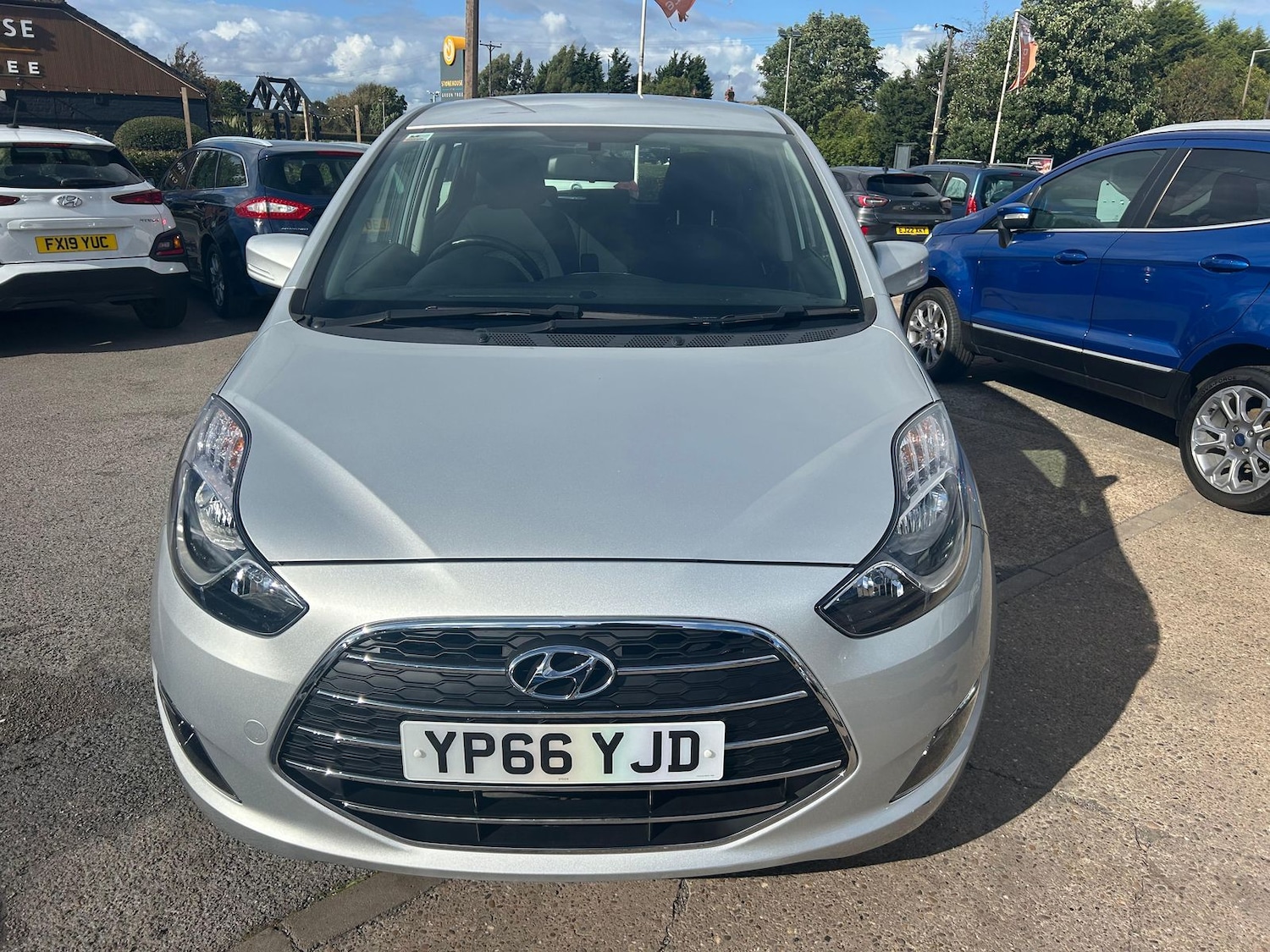Used Hyundai Ix20 2016 for sale - 76022037: Photo 2